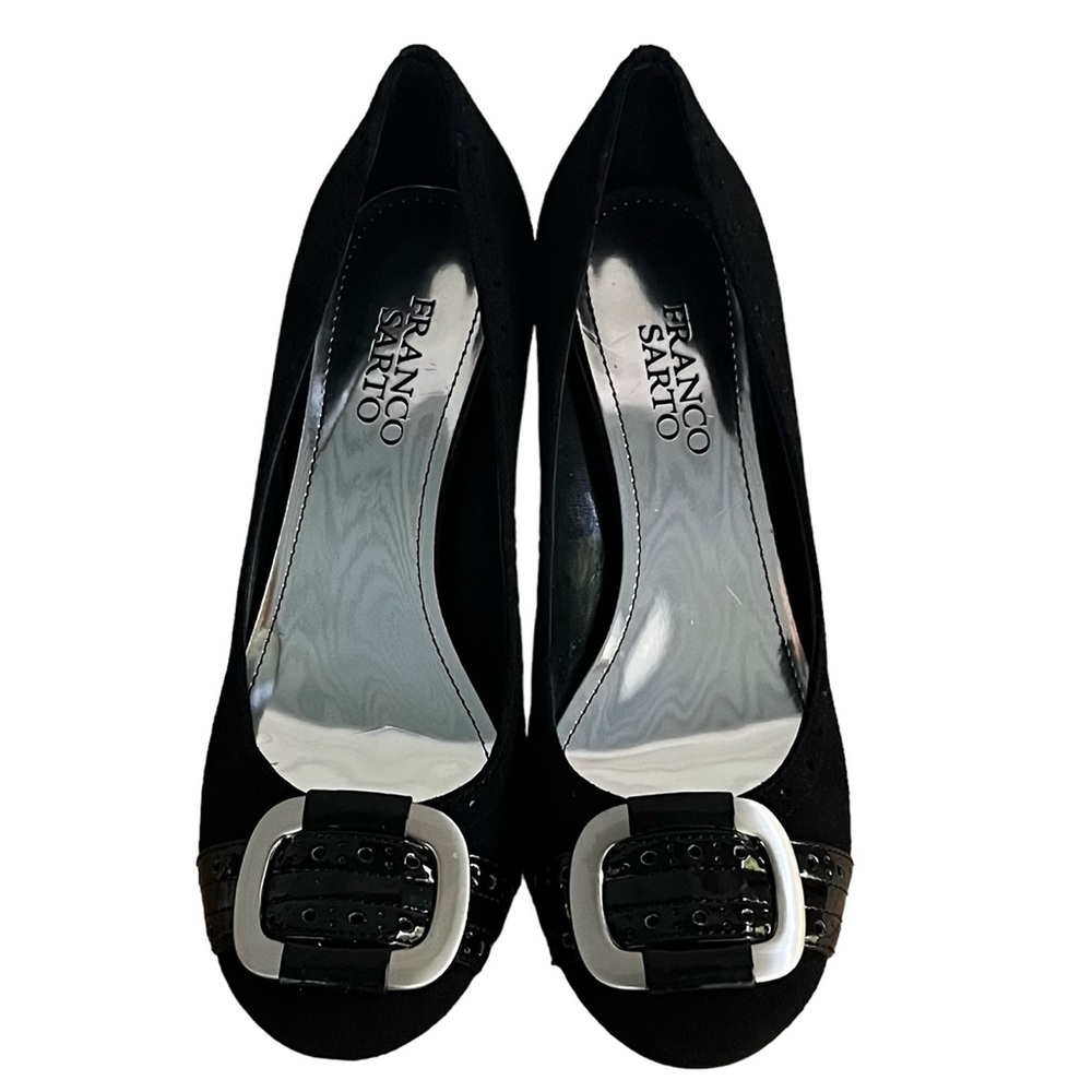 FRANCO SARTO Black Sz 7M Suede Classic Chic Pumps Round Toe Silver Buckle